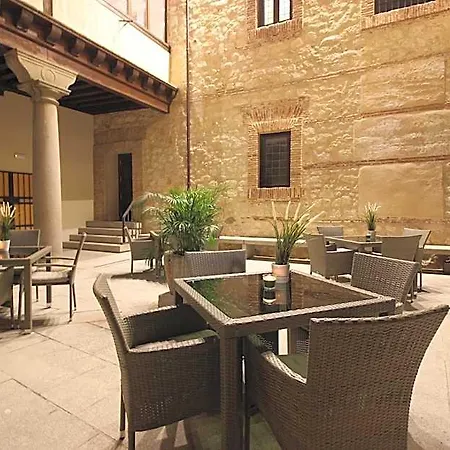 Palacio La Floresta מלון סגוביה